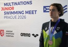 Calcitov plavalec Rok Vejnovič na zmagovalnih stopničkah v Pragi