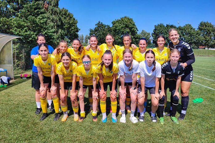 Kadetinje ŽNK Radomlje Medex novo sezono odprle z zmago