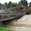 Hude poškodbe dveh mostov čez Kamniško Bistrico