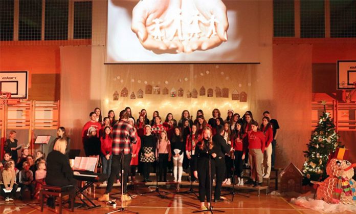 Božično-novoletni koncert Osnovne šole Toma Brejca