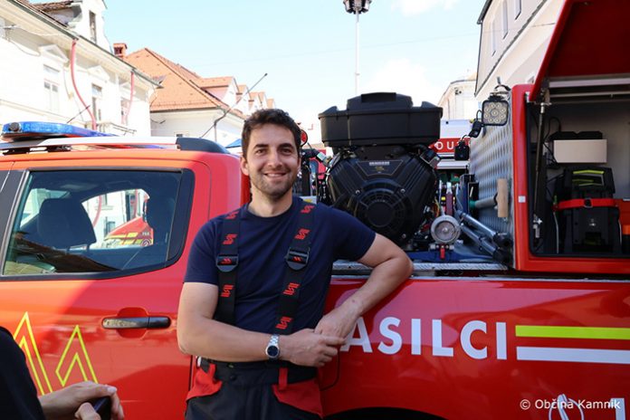 Gasilci – prostovoljci, ki rešujejo življenja in premoženje