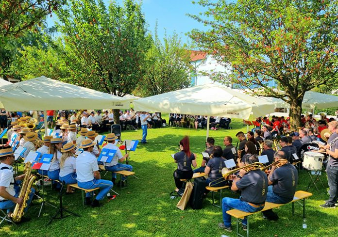 Slamnikarski park zaživel na 11. Slamnikarskem sejmu v Domžalah (1)