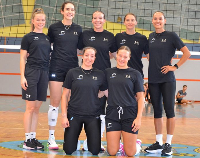 Elitna ženska posadka Calcit Volleya