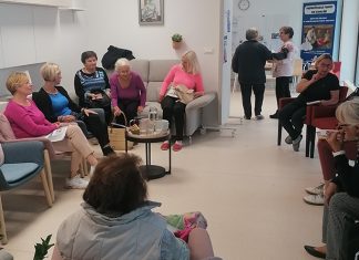 Čajanka in pogovor o dolgotrajni oskrbi v Centru dnevnih aktivnosti Domžale