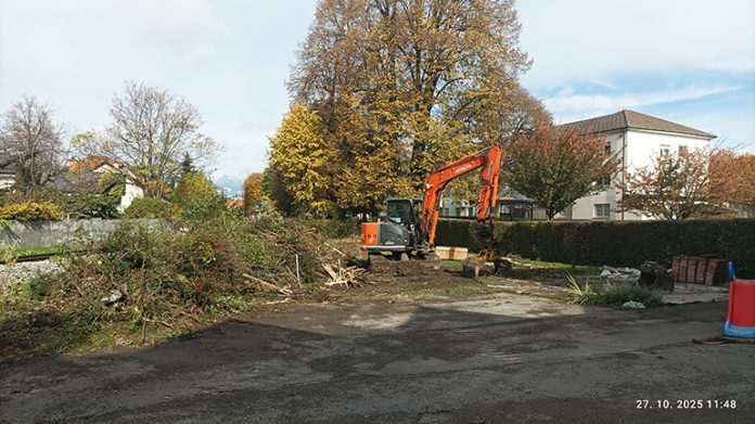 Parkirišče_Slamnikarski muzej_27_10_2025