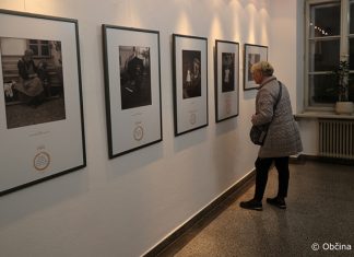 Odprtje fotografske razstave: Otroštvo, kot je bilo nekoč