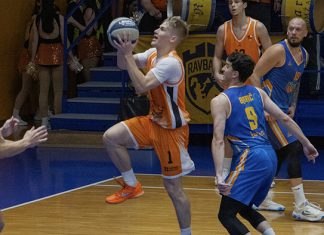 Z mladostno energijo do tretje zaporedne zmage v domačem prvenstvu