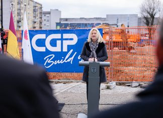 Odkritje temeljnega kamna za širitev Zdravstvenega doma Domžale in gradnjo podzemne garaže.