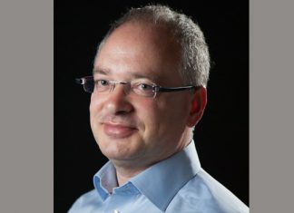Dr. Dejan Verčič, visokošolski učitelj na FDV