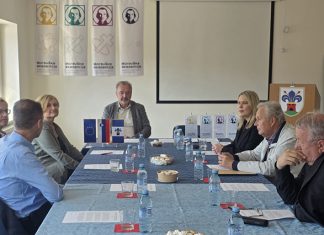 Ustanovna seja Moravške akademije znanosti, umetnosti in duhovnosti (MAZUD)