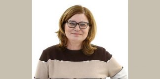 Meta Černoga: Sodobna šola mora kljub vsemu ohraniti ključni človeški temelj