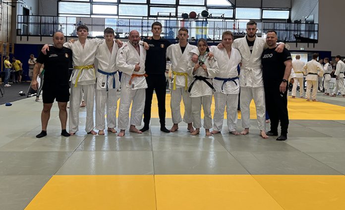 tekmovlaci in trenerji JK Ippon Kamnik in JK Komenda