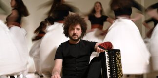 Edinstven večer na Veliki planini: Janez Dovč & Sounds of Slovenia: ko se glasba uglasi z naravo