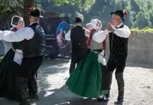 53. Dnevi narodnih noš in oblačilne dediščine v Kamniku